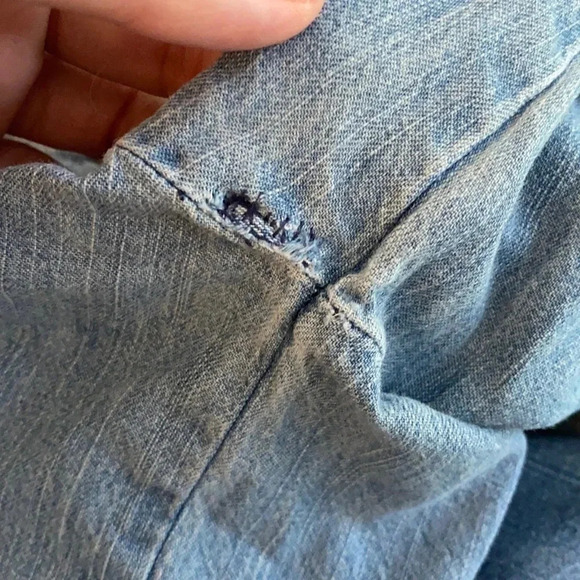 BP. 100% cotton Light Wash Denim Chambray long sleeve Top size small - Picture 9 of 9